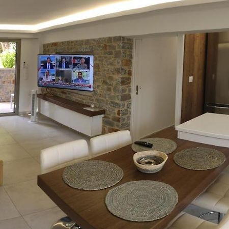 Irida Holiday Apartments Stoupa Bagian luar foto