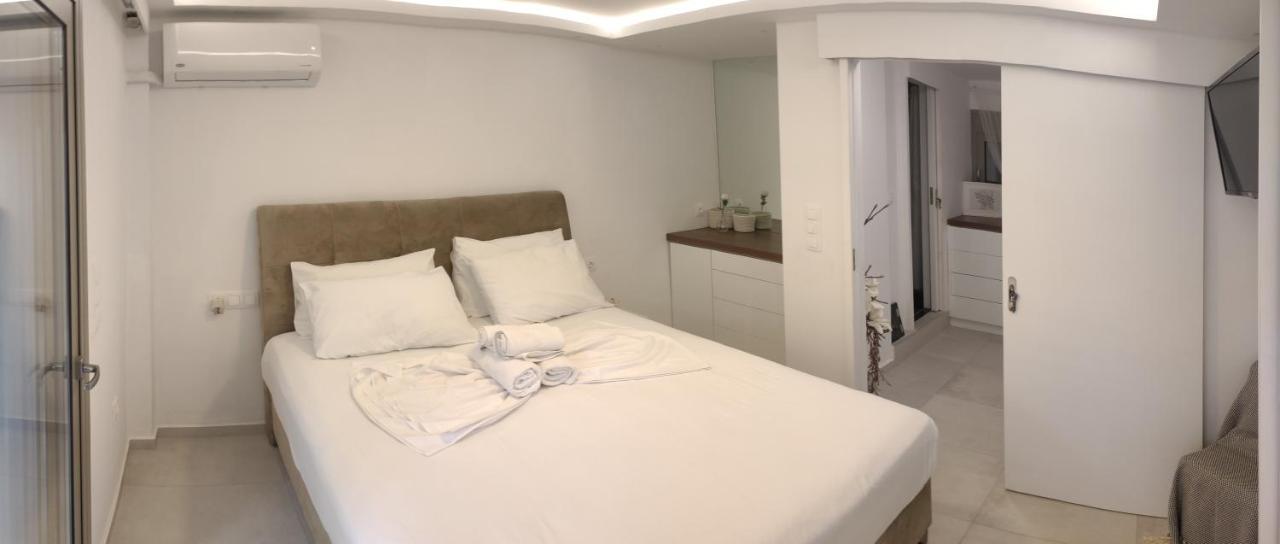 Irida Holiday Apartments Stoupa Bagian luar foto