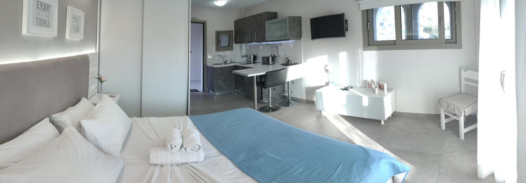 Irida Holiday Apartments Stoupa Bagian luar foto