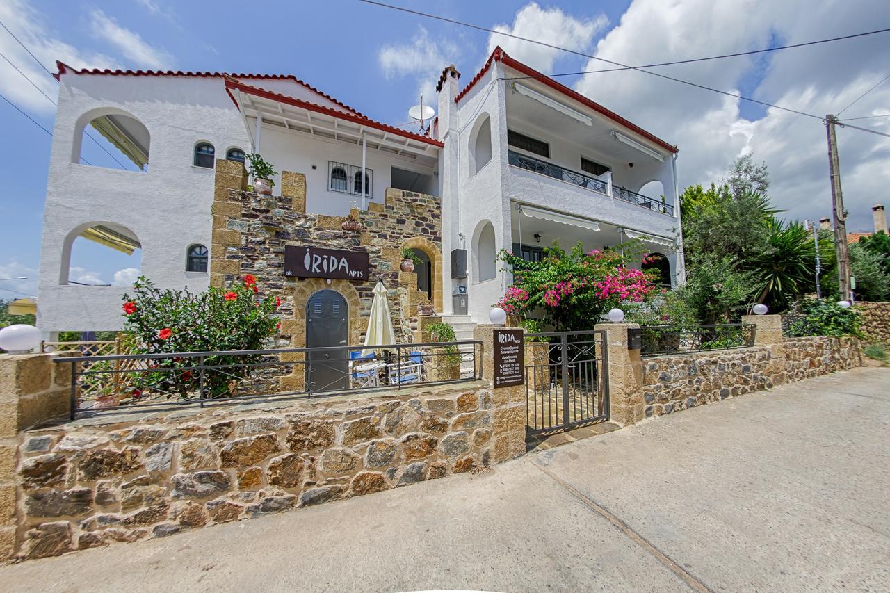 Irida Holiday Apartments Stoupa Bagian luar foto